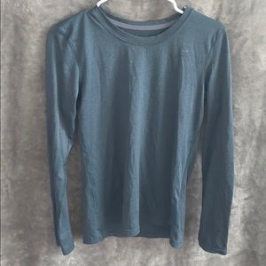 Long sleeve Women’s active wear